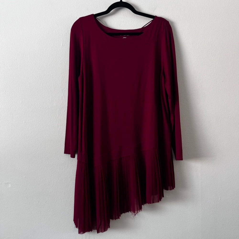 Soft Surroundings Operetta Asymmetrical‎ Tunic in Cabernet Pleated size medium